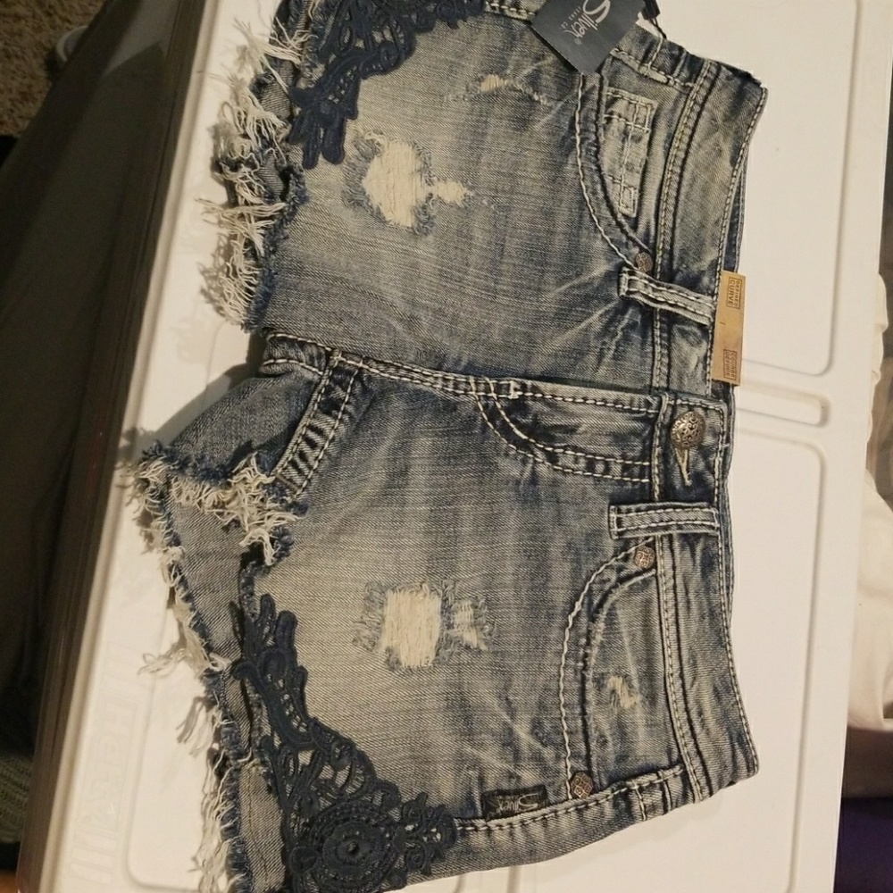 Silver Aiko mid short